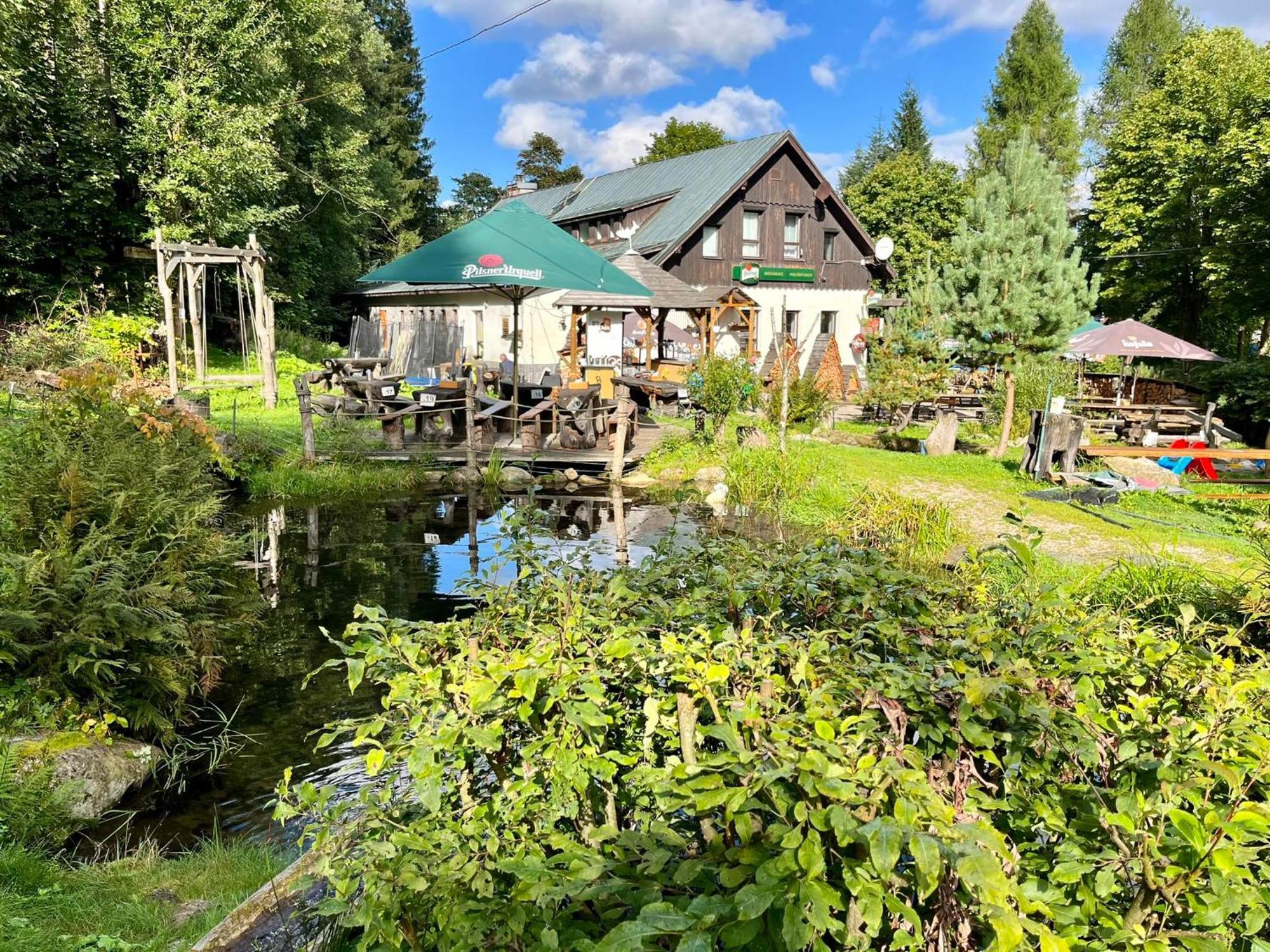 Готель Penzion & Restaurant Pod Certakem Гаррахов Екстер'єр фото