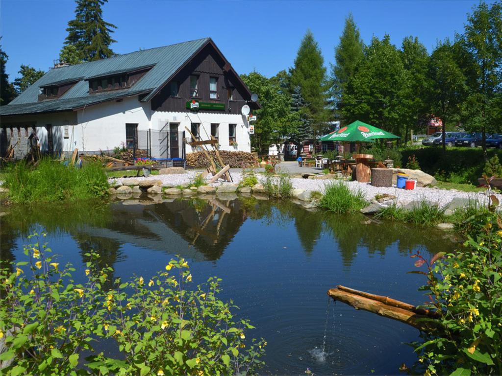 Готель Penzion & Restaurant Pod Certakem Гаррахов Екстер'єр фото